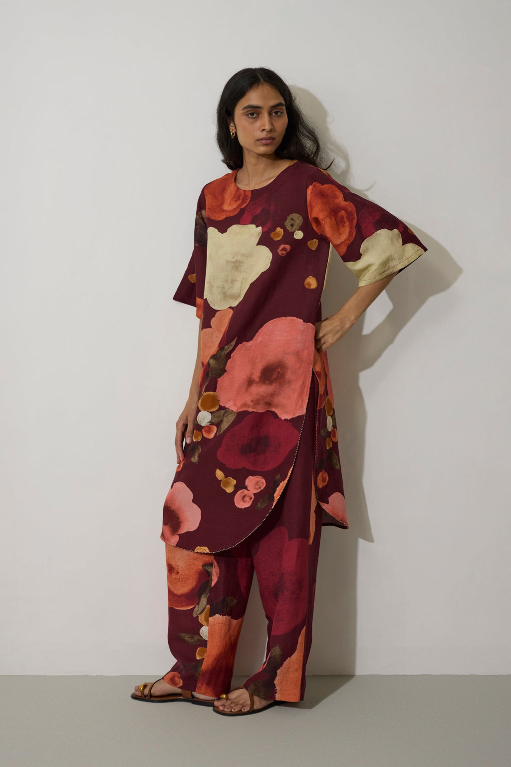 Poppies Embroidered Curved-Hem Set - Mulberry