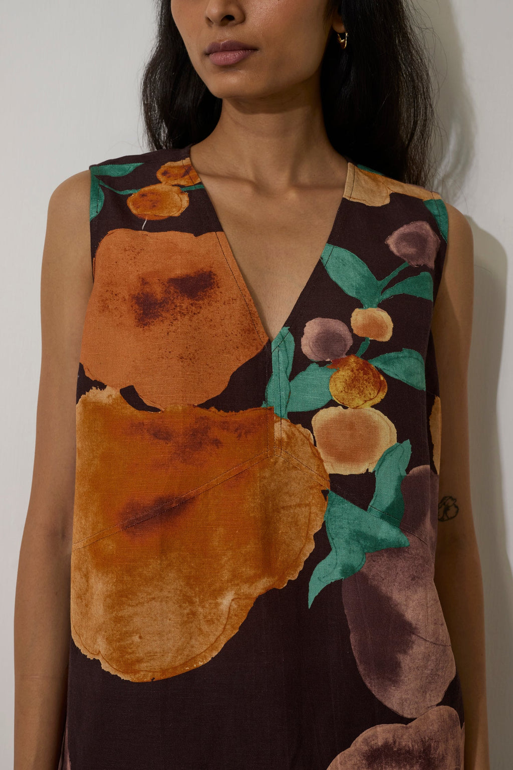 Poppies V-Neck Top - Cocoa