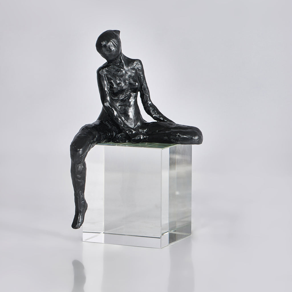 Home Decor Atlas Sitting Woman - A