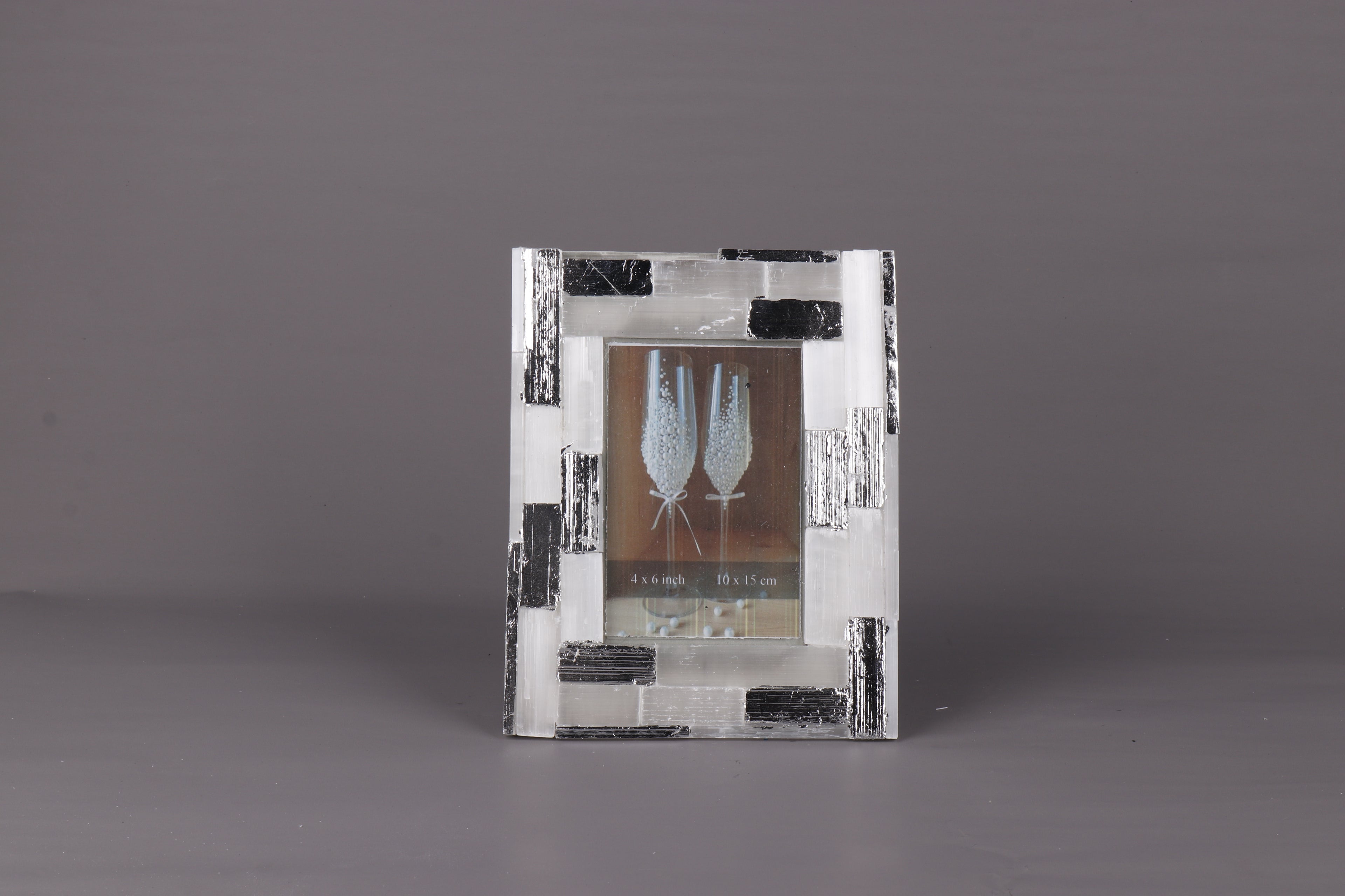 Home Decor Maya White Silver Photo Frame