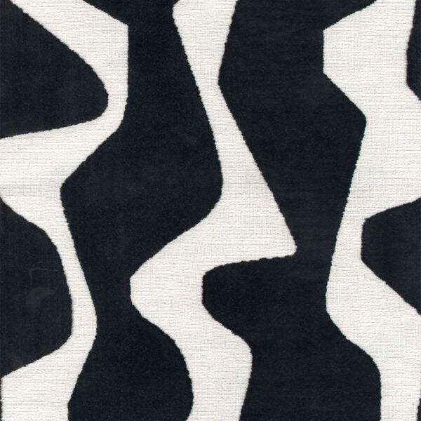 Axel Black Wavy Pillow