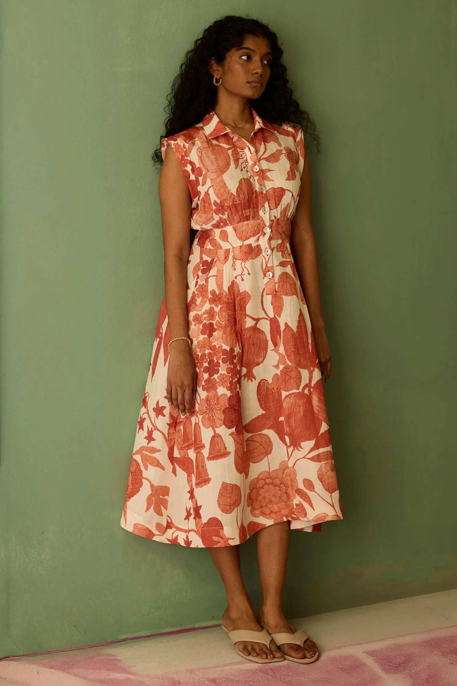 Hibiscus Anaar Sleeveless Shirt Midi Dress - Coral