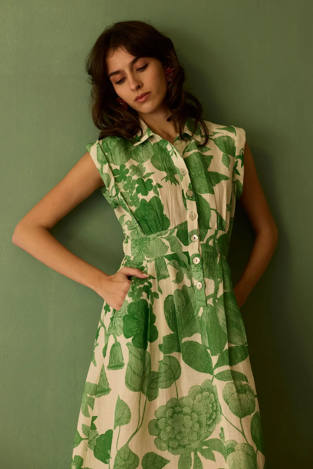 Hibiscus Anaar Sleeveless Shirt Midi Dress - Fern