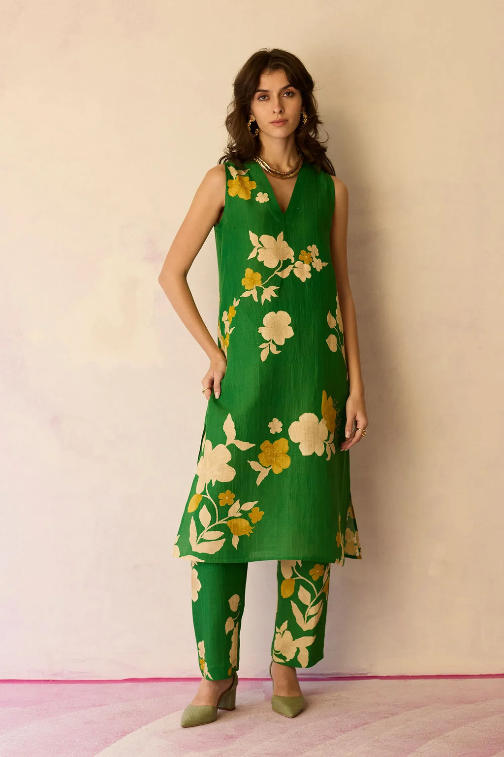 Hibiscus Anaar V-Neck Co-ord Set - Fern