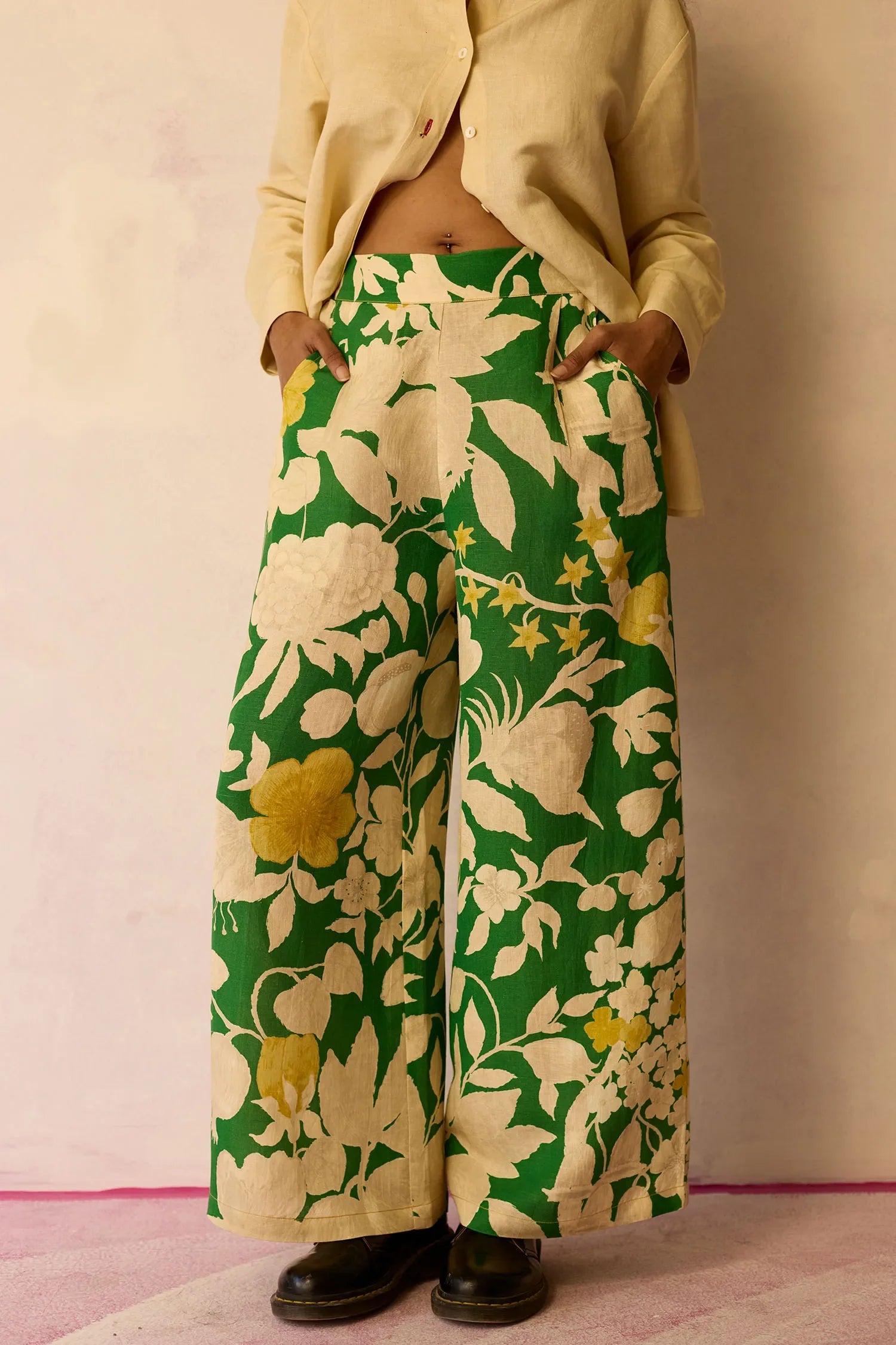 Hibiscus Anaar Pants - Fern