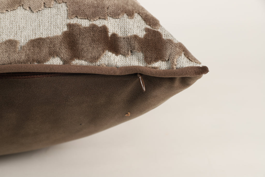 Santana Shadow Ikat Pillow – Coffee