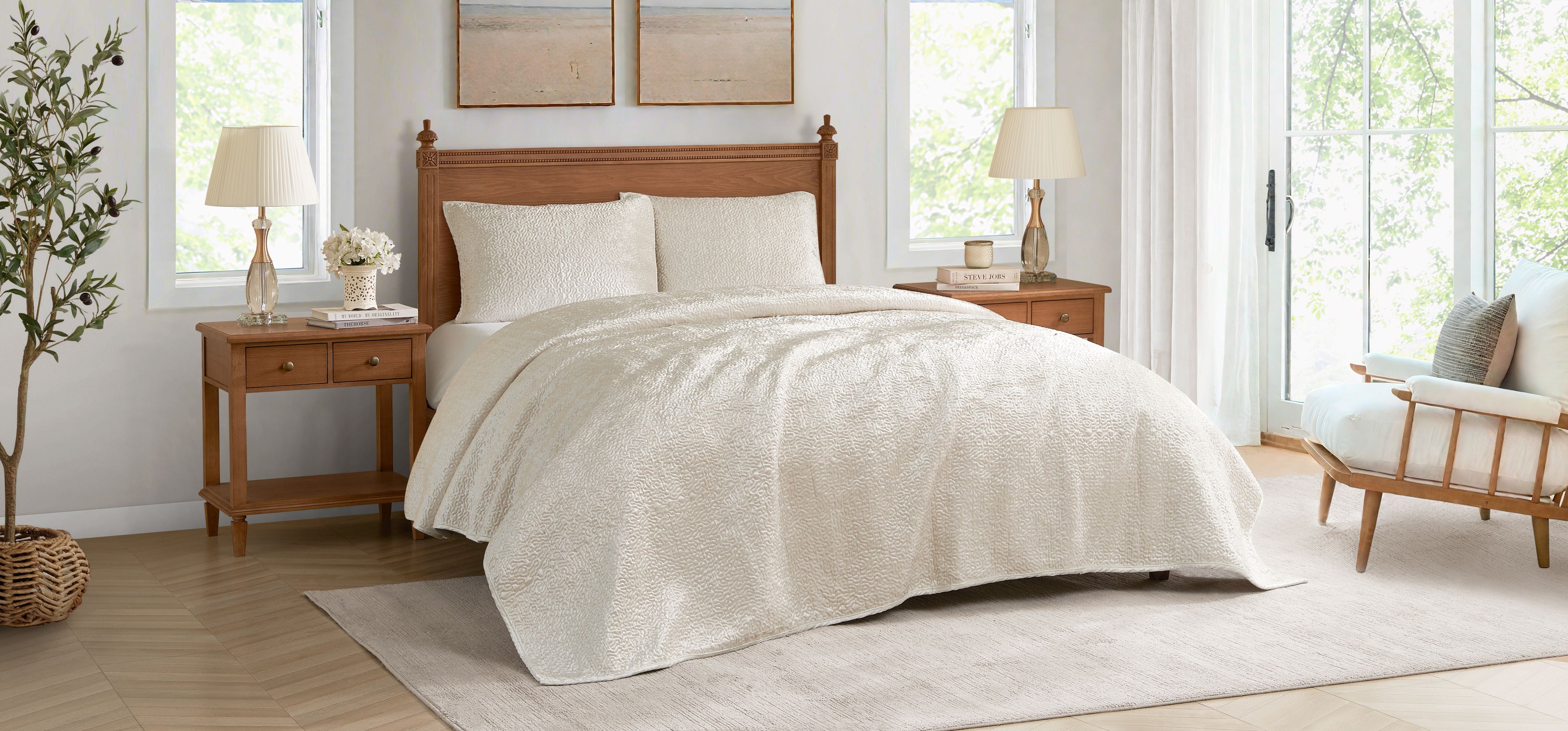 Sayra Light Beige Quilt Set