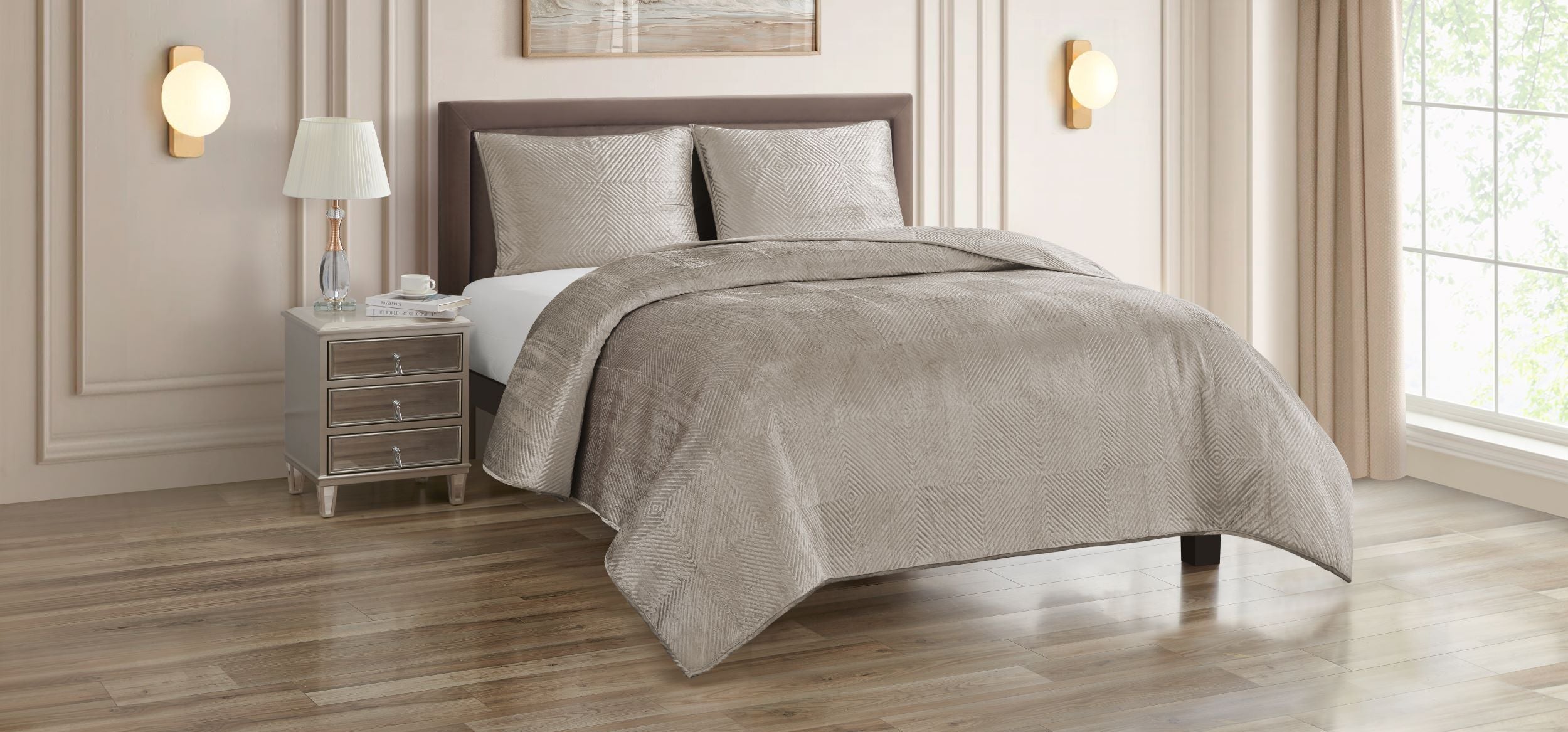 Tivoli Beige Quilt Set