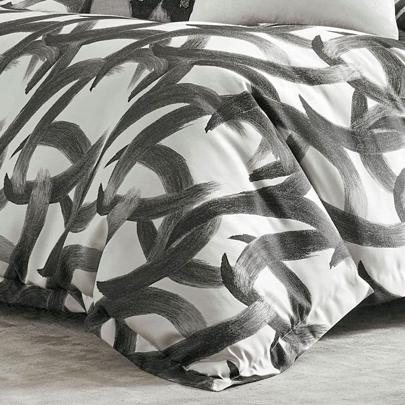 Ziya Black Brushstroke Duvet