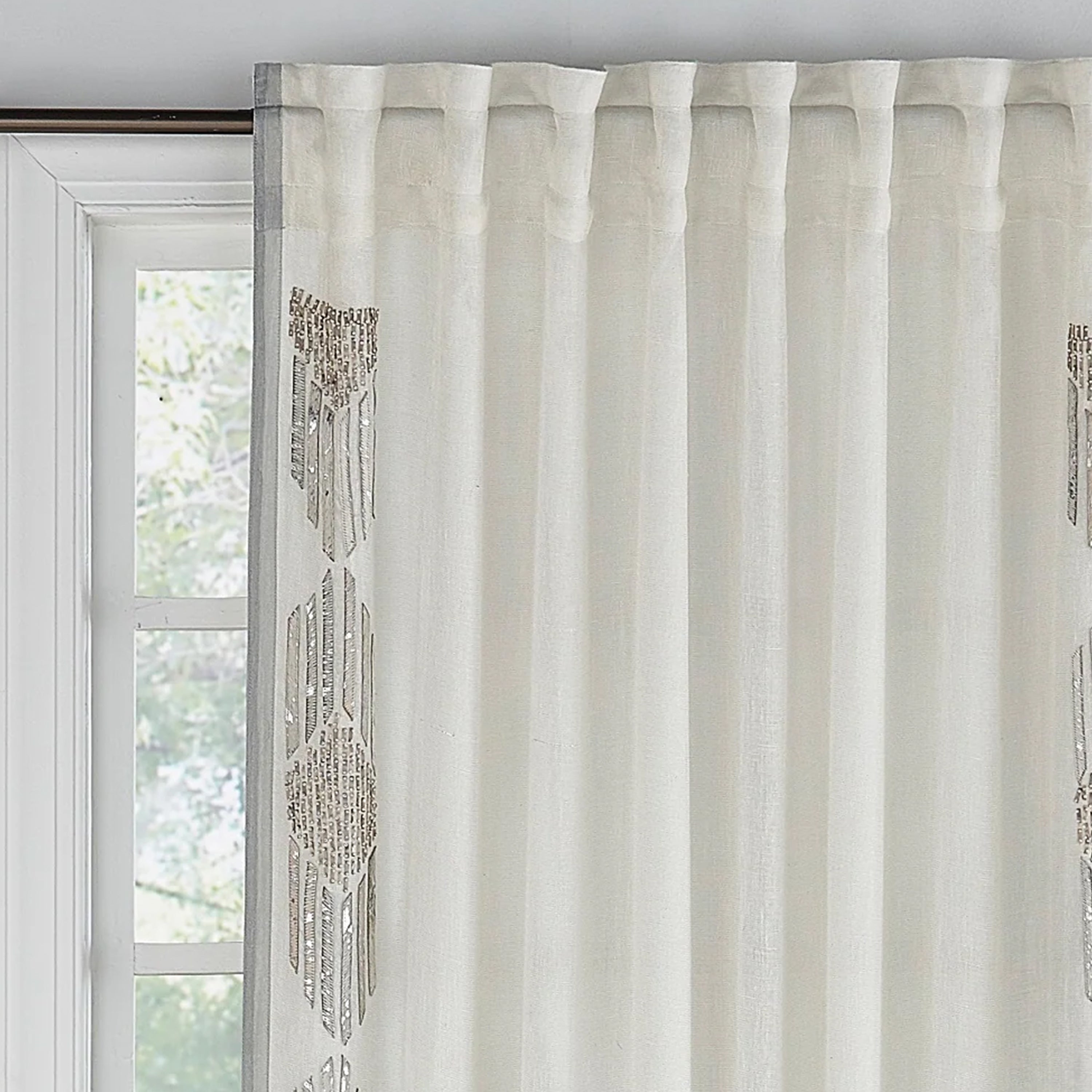 Zuri Ivory Silver Linen Panel