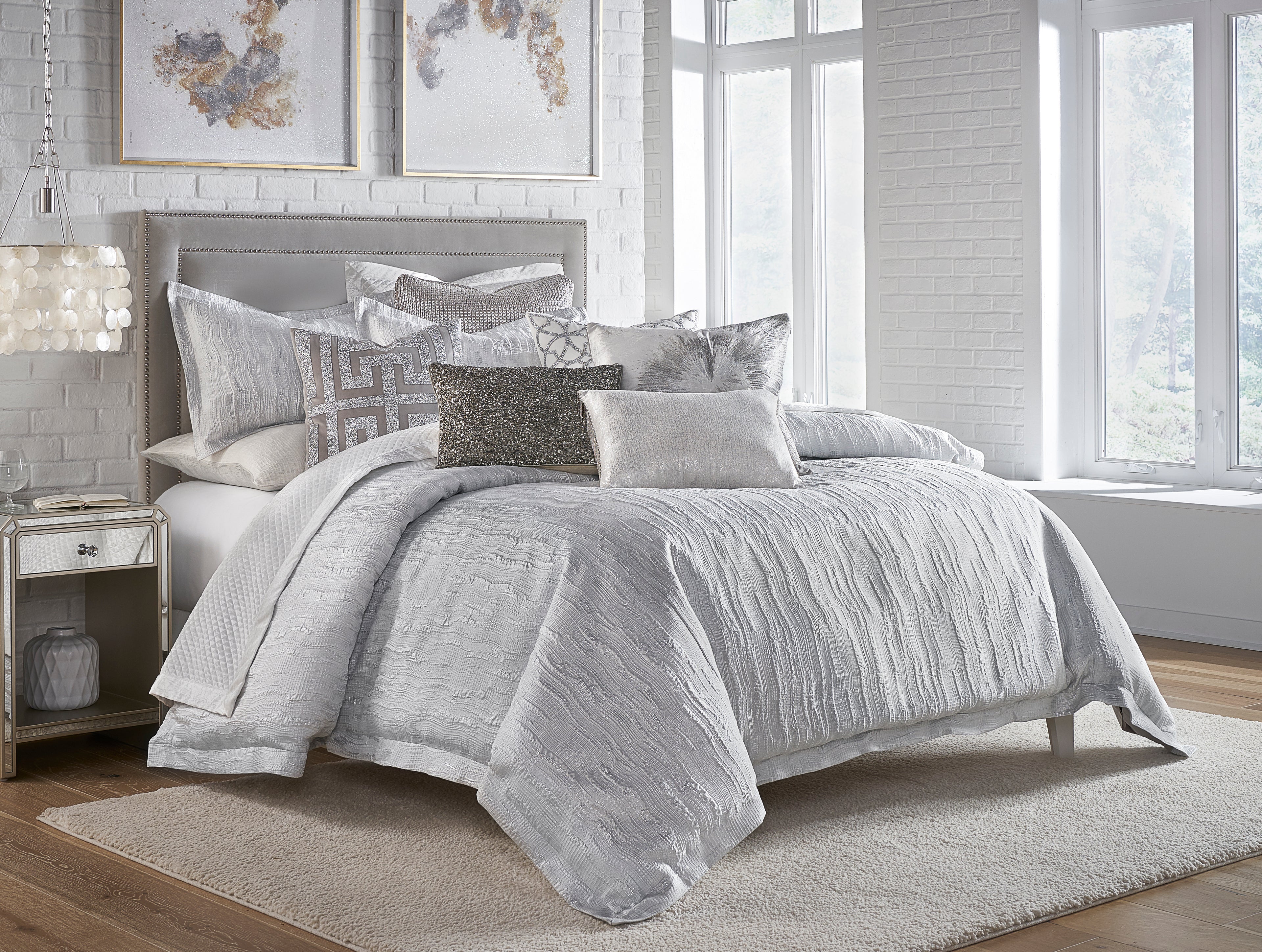 Naja Grey Silver Duvet Set