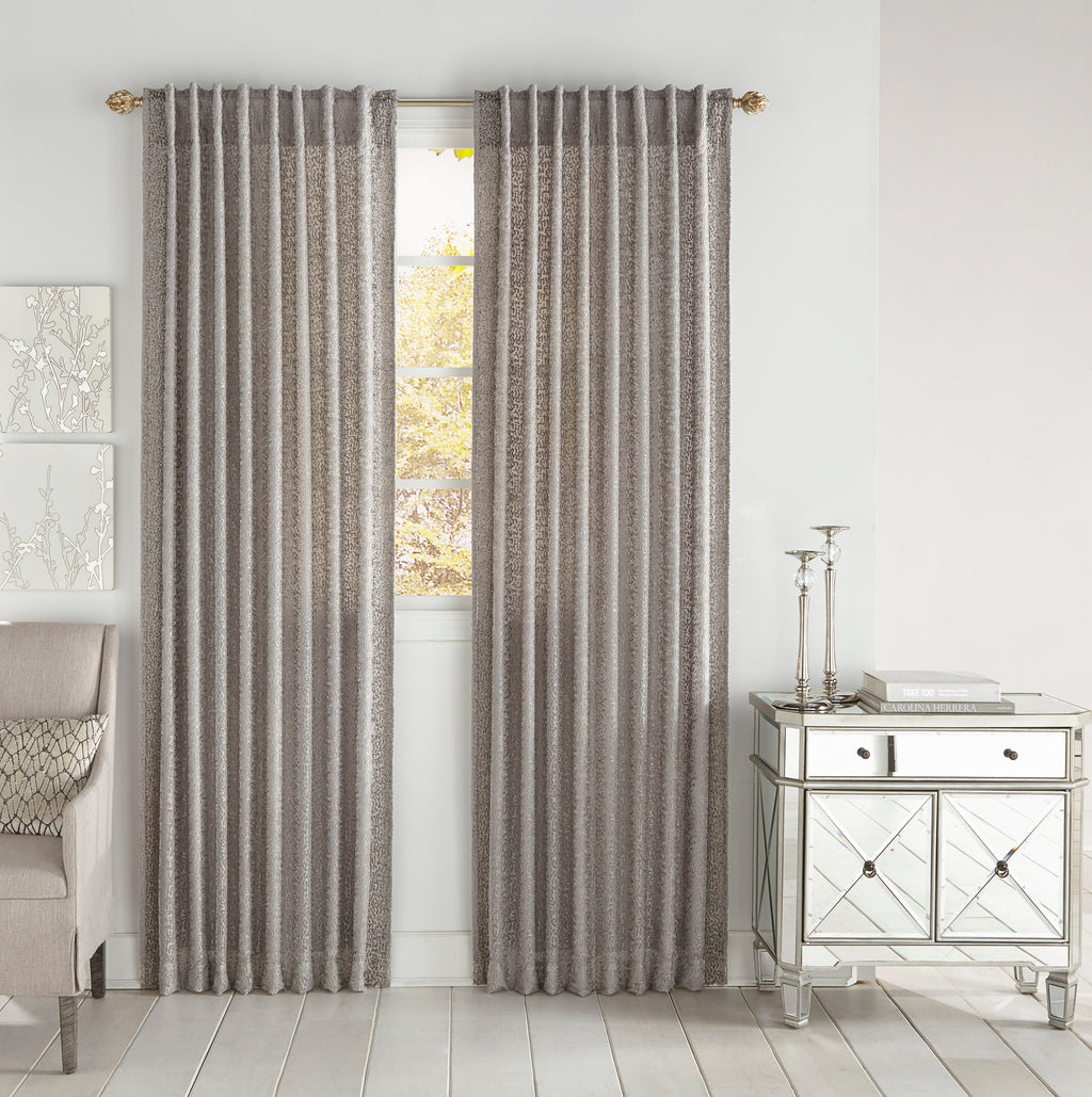 Olivia Geometric Silver Panel