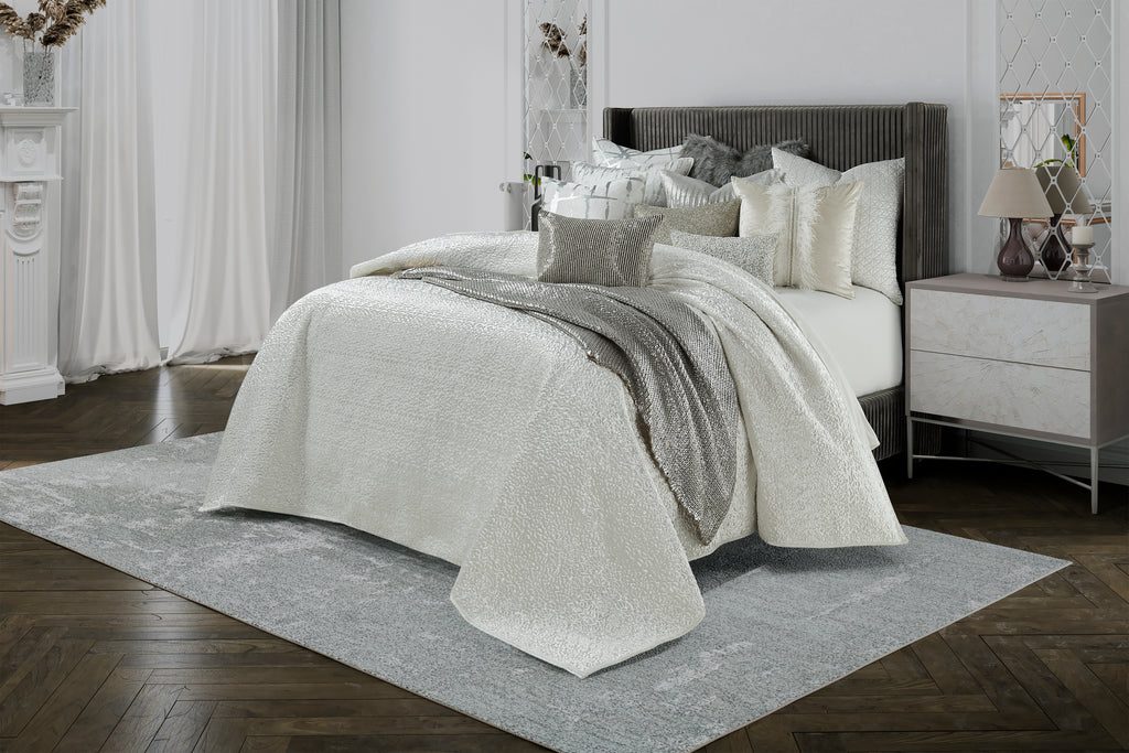 Sayra Ivory Quilt