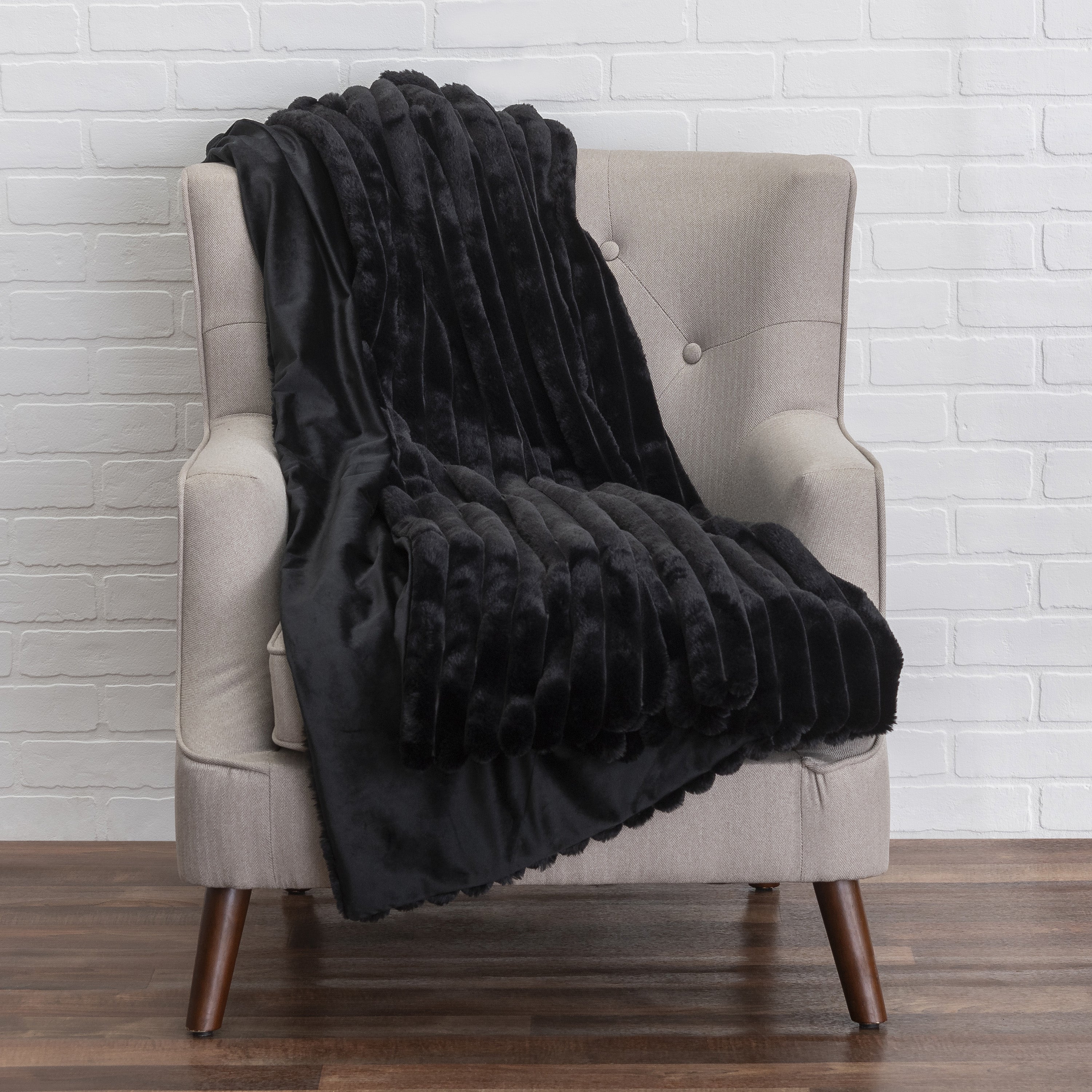 Lux Black Throw