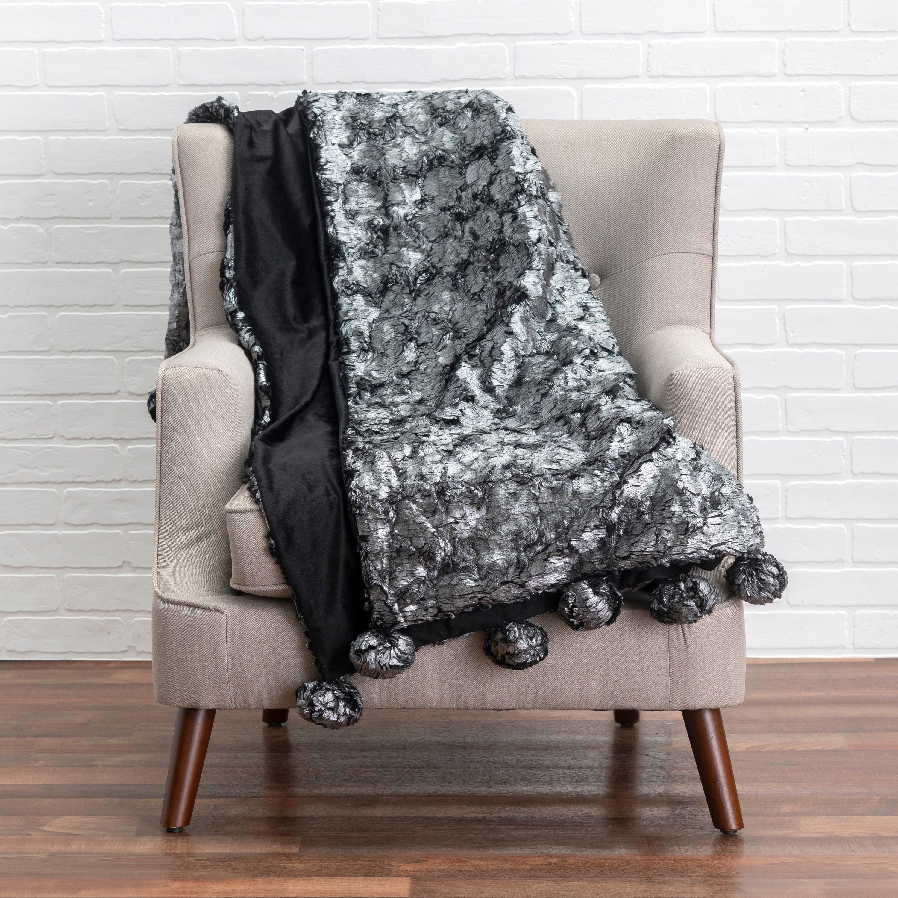 Silver Throw Sable Silver Throw – cloud9design