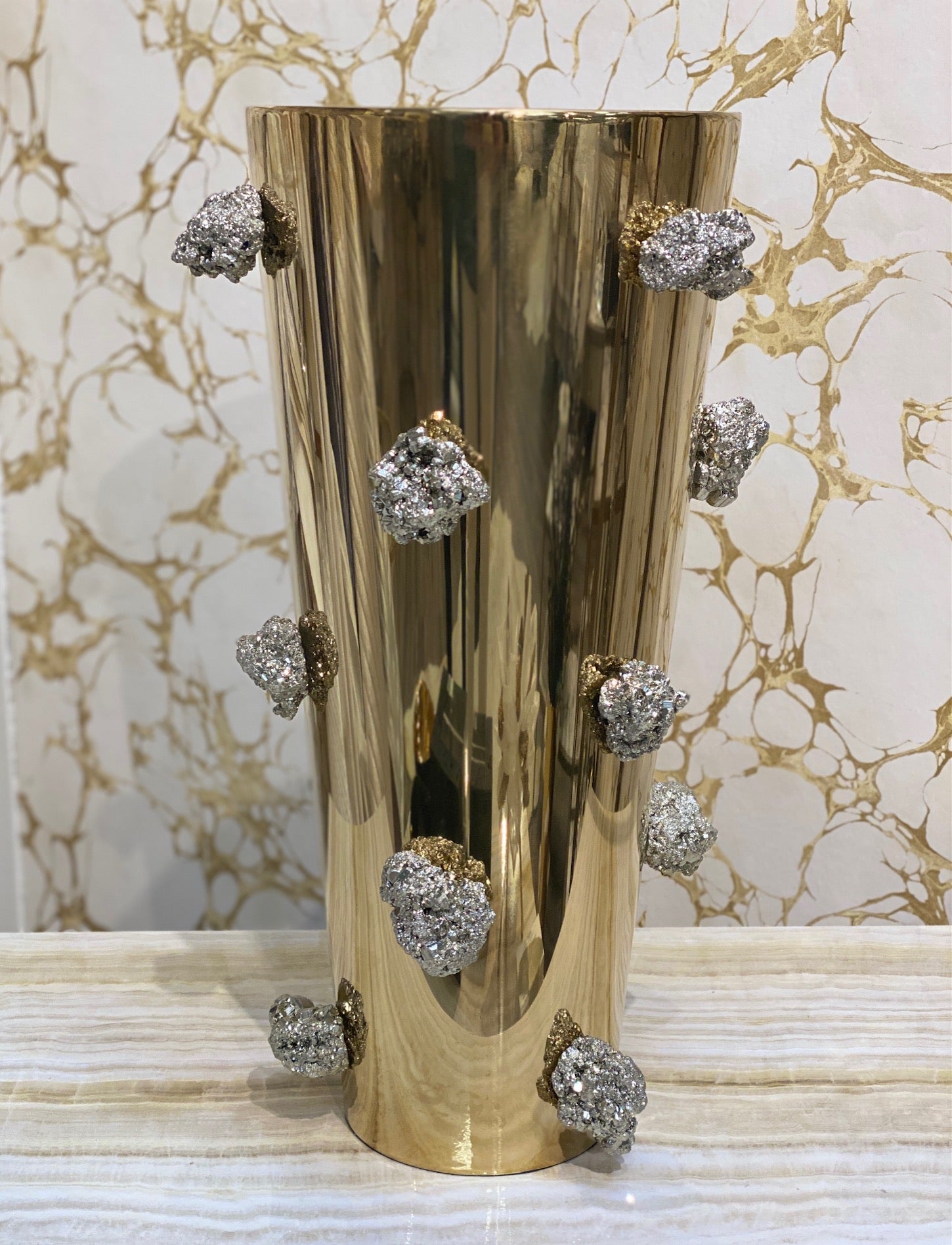 Home Decor Lily Gold With Pyrite Vase